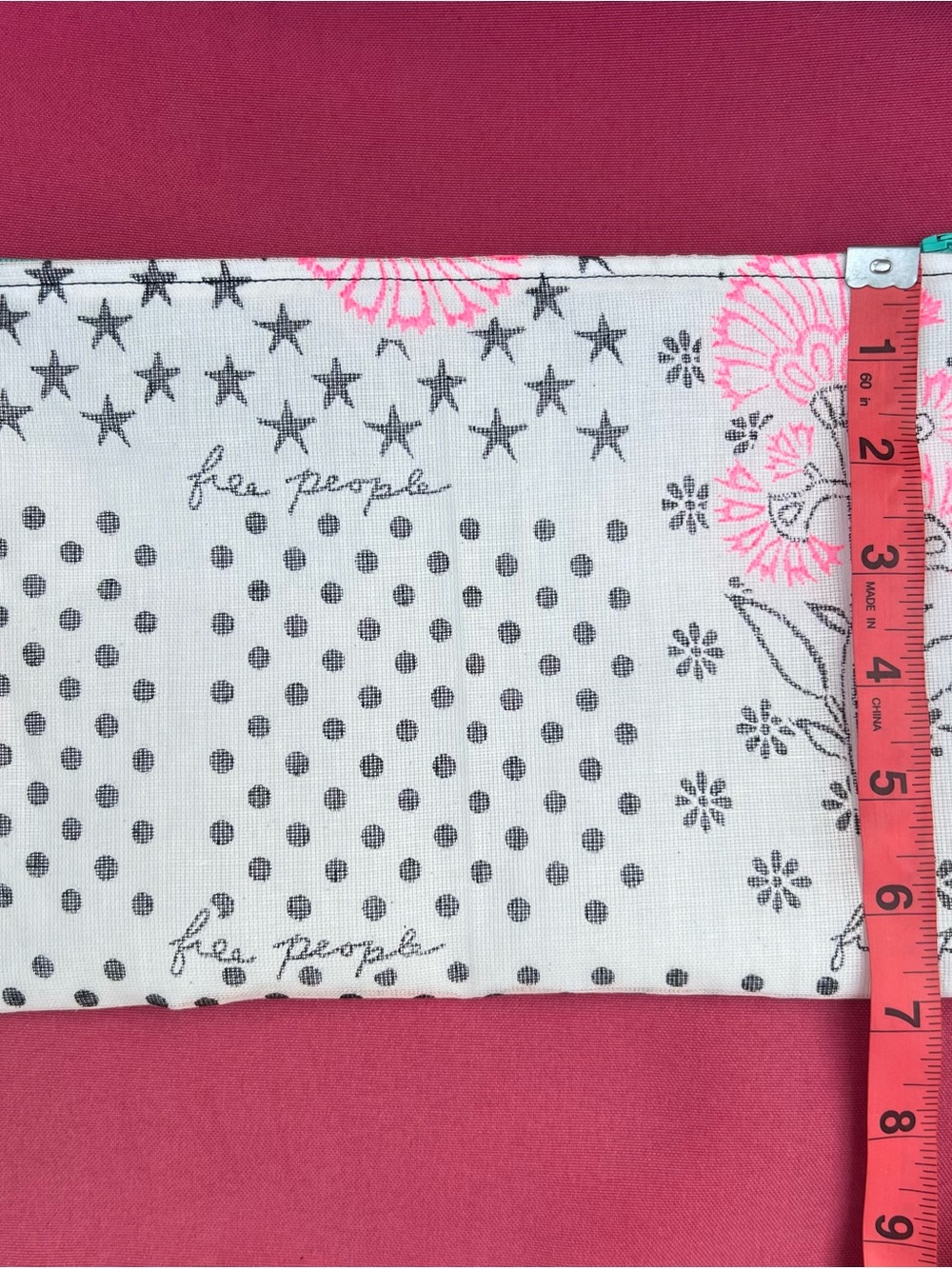 Upcycled shopping bag double lined Free People zip closure makeup bag - Picture 6 of 6